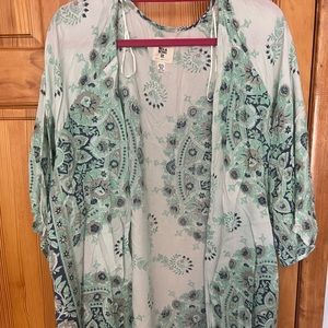 Billabong tunic, coverup/ open cardi type